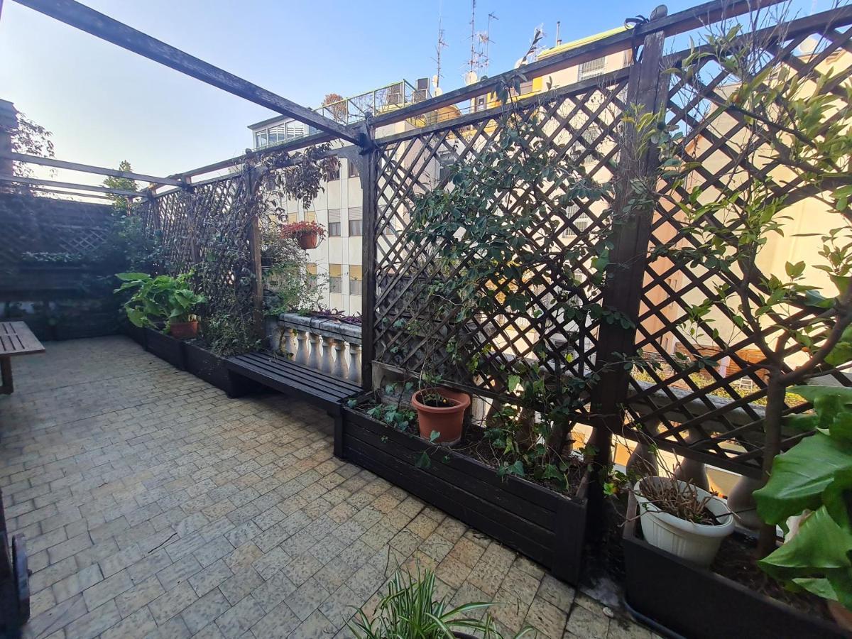 Fontana Cozy Apartment Milan Bagian luar foto