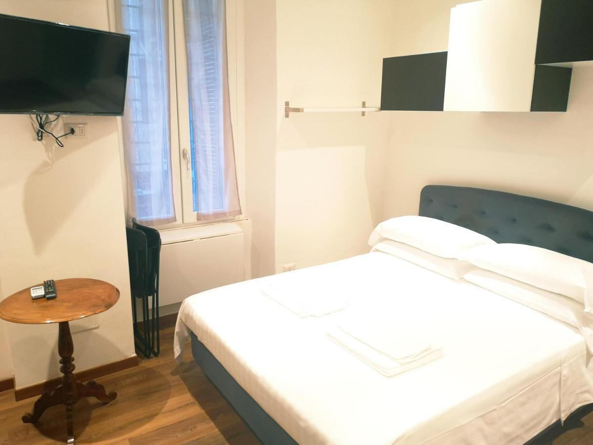 Fontana Cozy Apartment Milan Bagian luar foto